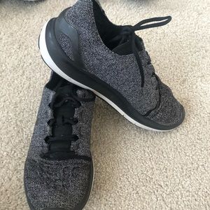 Men’s size 13 Speedform Slingride Tennis Shoes